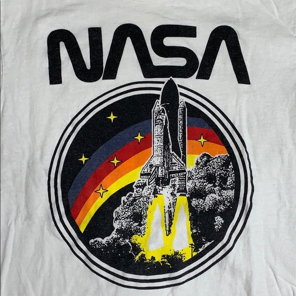 NASA Graphic T- Shirt white with Rocket - Picture 2 of 3
